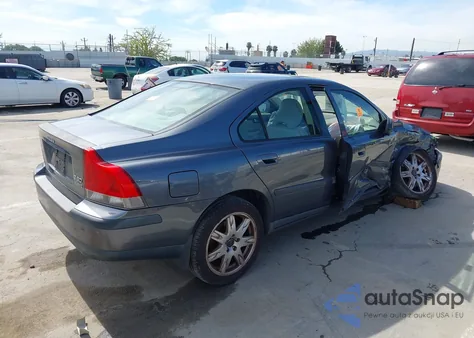 2003 Volvo S60 2.5T Awd z USA, uszkodzony, nr VIN YV1RH59H932256467